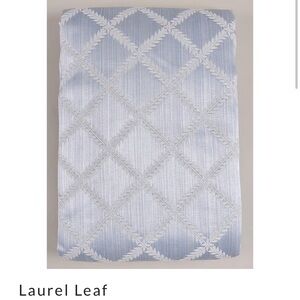 Lenox Laurel Leaf Blue and White Table Linen